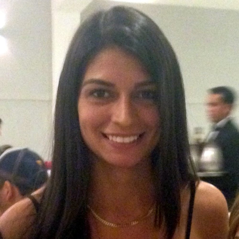 Meet your Posher, Ana isis